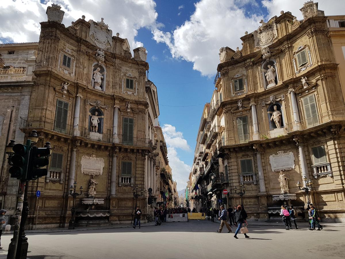 Hotel Regina Palermo Luaran gambar